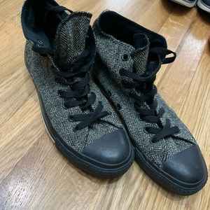 Converse Hi-Top Chuck Taylor.  Men’s Size 8.
